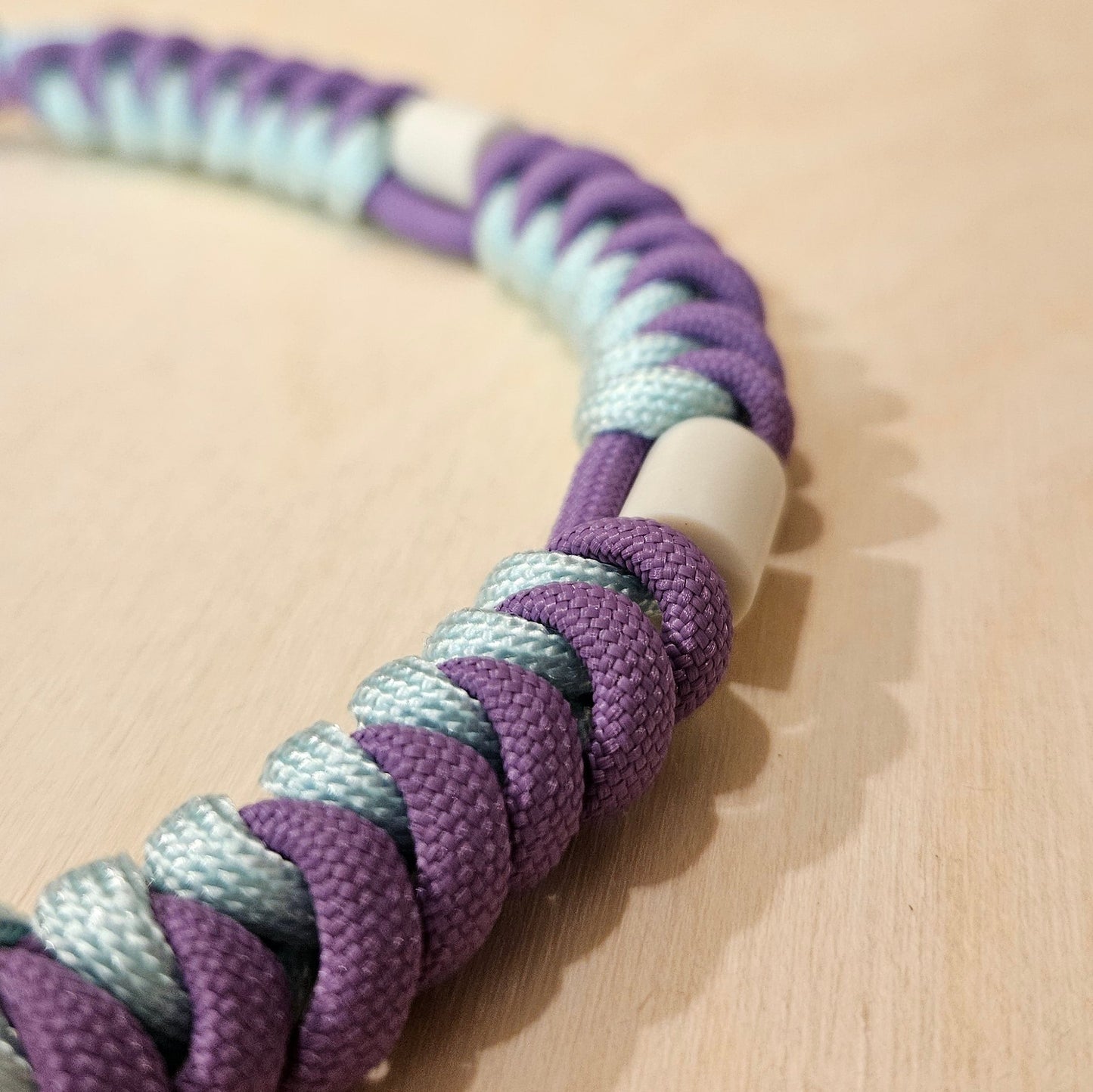 Colar Roxo