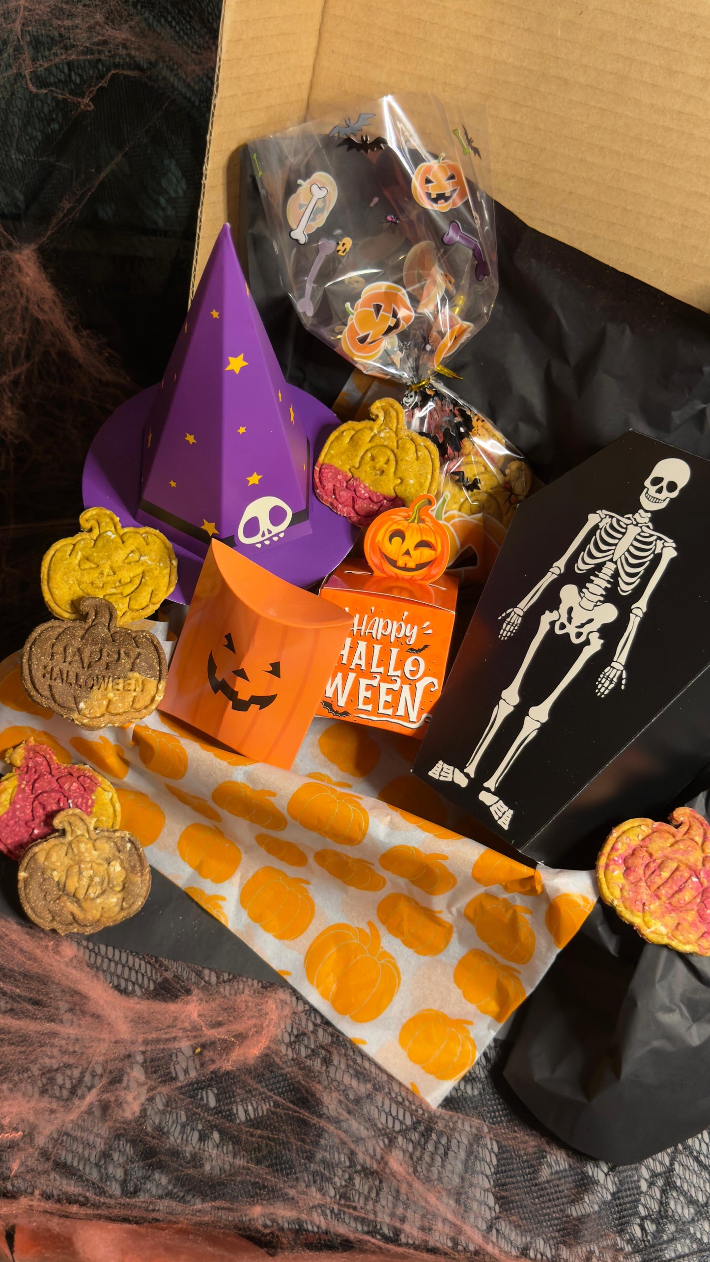 BOX HALLOWEEN