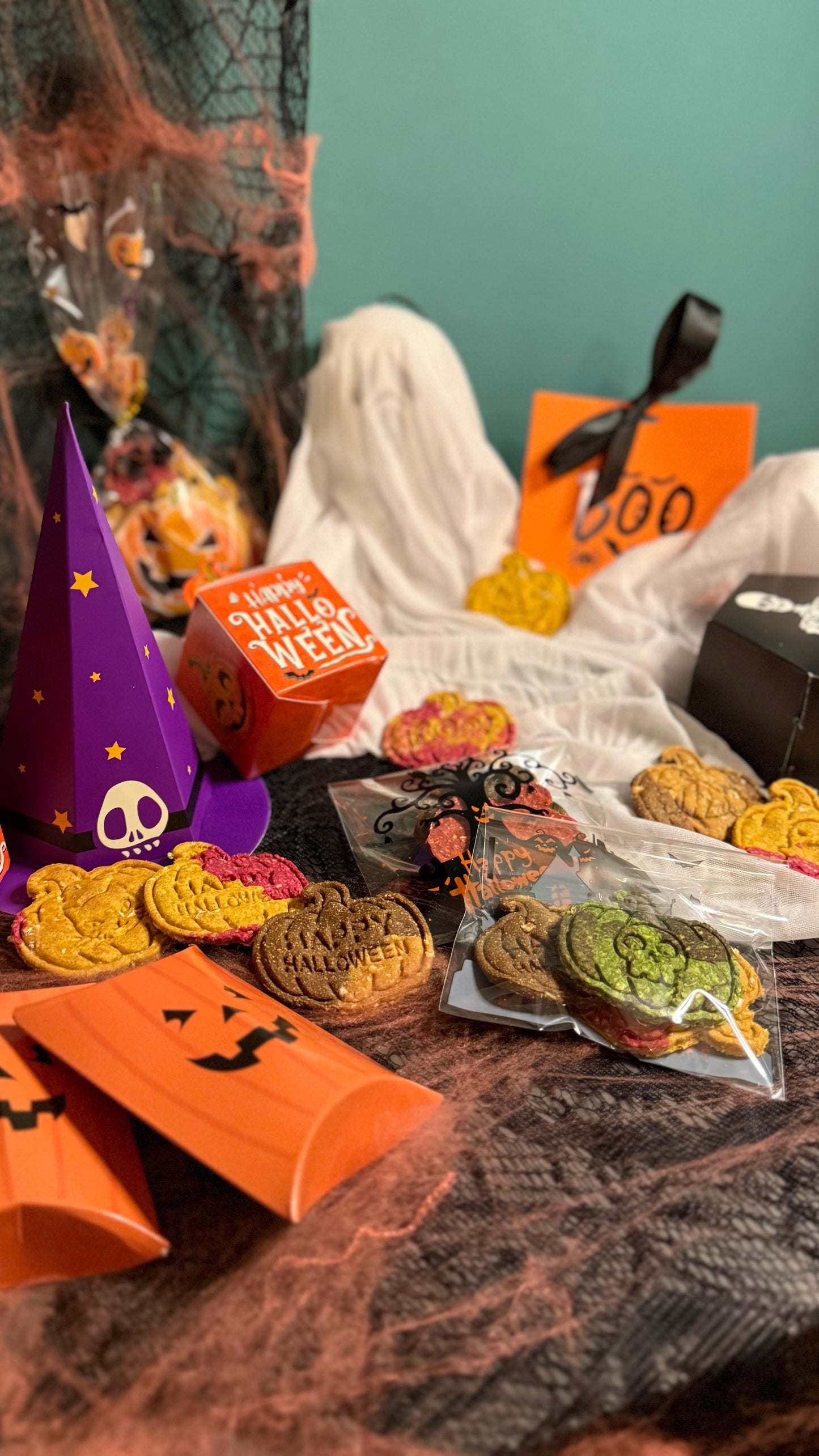 BOX HALLOWEEN