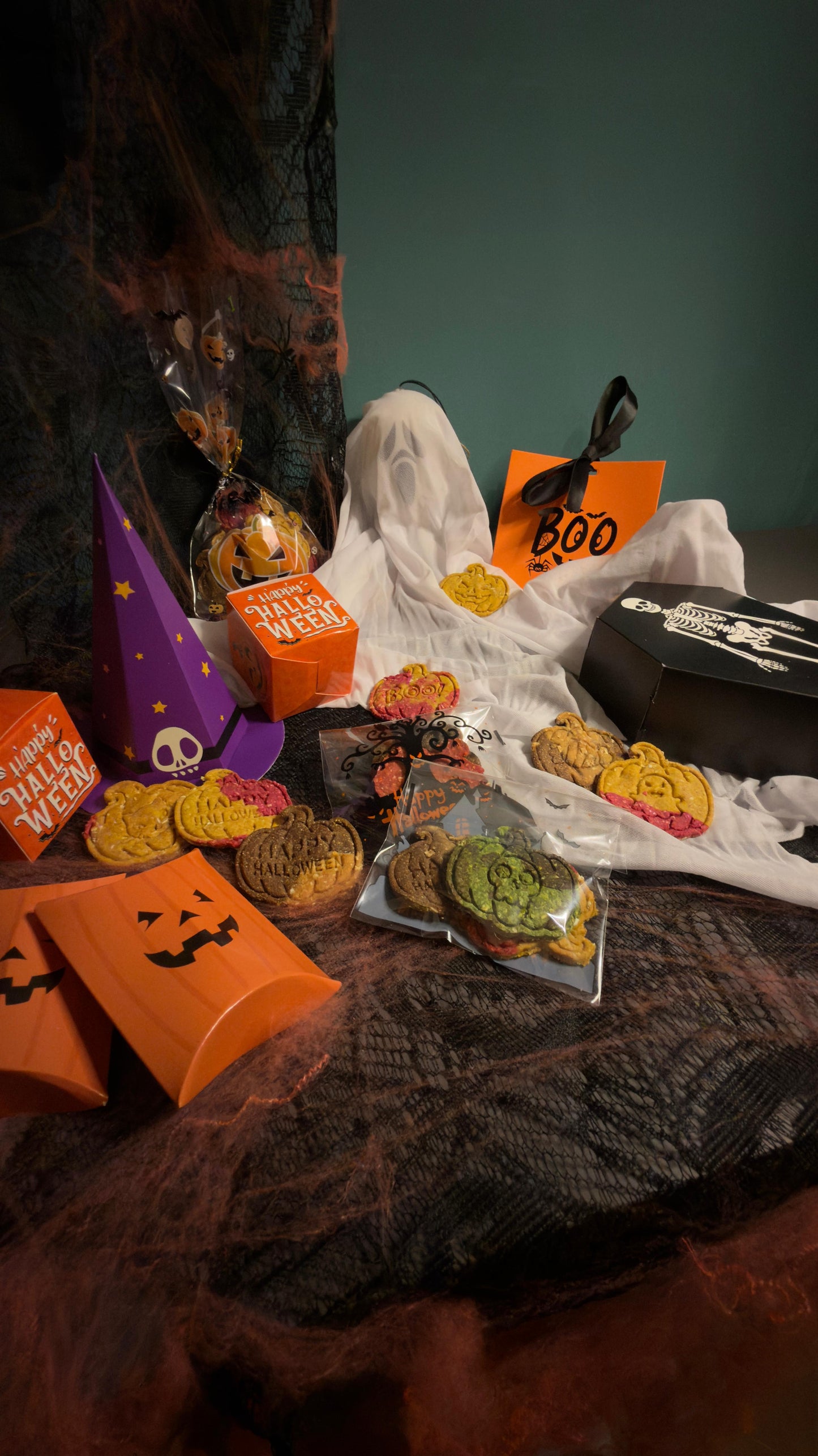 BOX HALLOWEEN